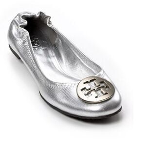 Tory Burch Reva Logo Silver Ballet Flat 6.5